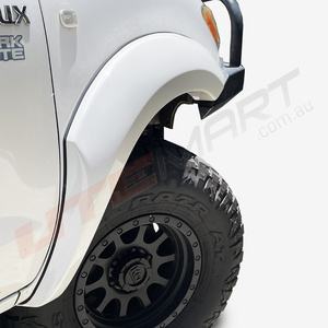 HILUX 2005 - 2011 FLARES R76 BULL BAR FRONT SET 76MM WIDE