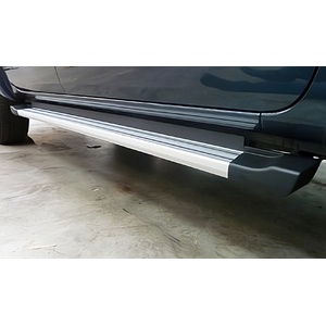 Hilux 2011-2015 Side Steps EGR Auto Silver aluminium Kit